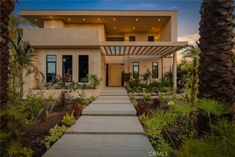 Photo of 15450 Huston ST, Sherman Oaks, CA 91403 (MLS # SR26115050)