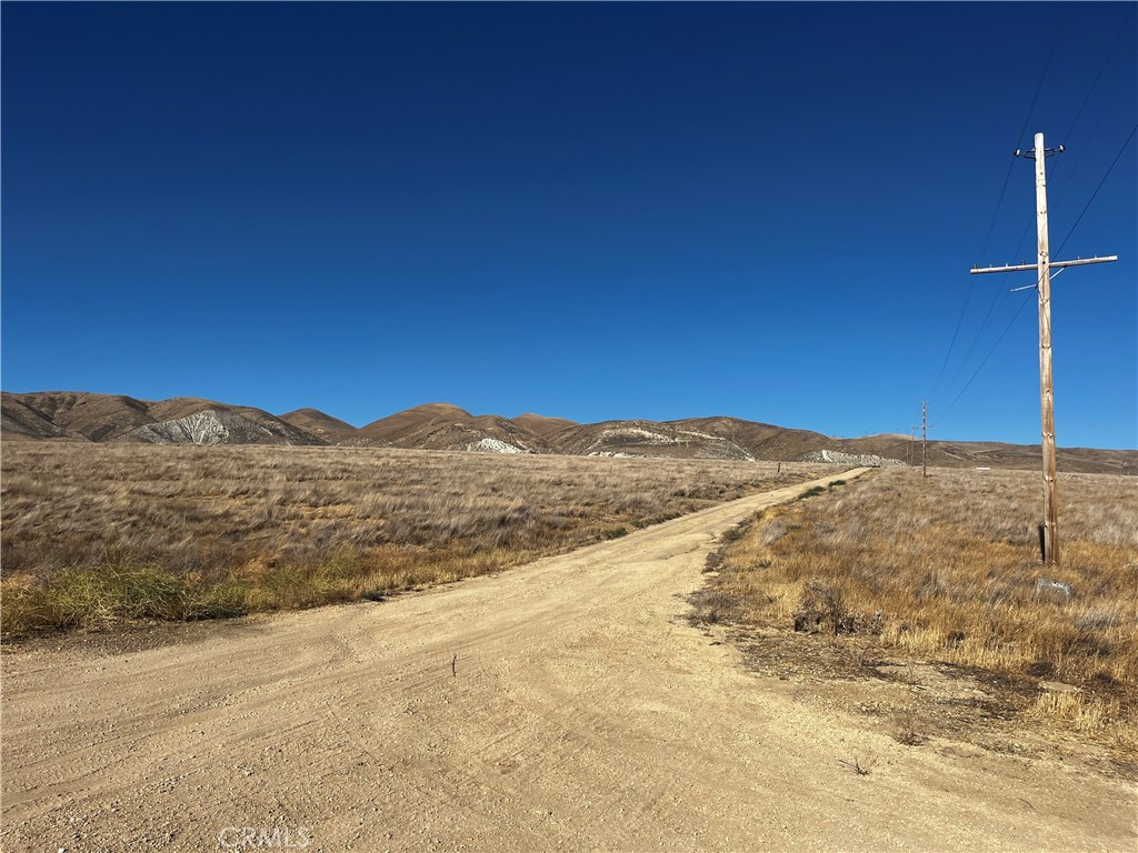 Located just off the 58 and 7 Mile Road in the California Valley. This lot is 2.5 acres of flat, usable land ready for you to make it your own. This parcel is just off of the main 7 Mile Road that connects a lot of the interconnecting roads throughout the valley. You will also notice it is close to active power lines and ready for your utilities. This owner has 8 total parcels that I am listing with 5 of them being right next to each other (Arriba Trl) for the possibility of 12.5 continuous, uninterrupted acreage! (Here are the APNS for all of the parcels I have listed with this owner: 084-011-015, 084-011-016, 084-011-017, 084-011-018, 084-011-019, 084-011-040, 084-021-045, 084-011-013. Many people live out there full-time, or park their trailer for a weekend of hikes and 4x4. Lots of space for your animals too. Take a drive out and see for yourself today!