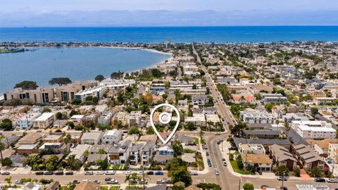 4072 Haines St San Diego CA 92109