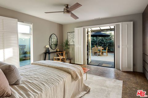 Tiny photo for 161 N Garden Street, Ventura, CA 93001 (MLS # 25629311)