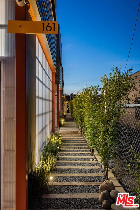 Tiny photo for 161 N Garden Street, Ventura, CA 93001 (MLS # 25629311)