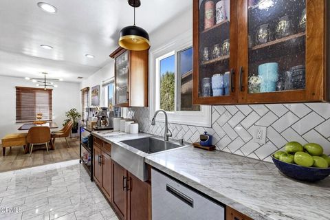 Tiny photo for 732 Lemon Grove Avenue, Ventura, CA 93003 (MLS # V1-34780)