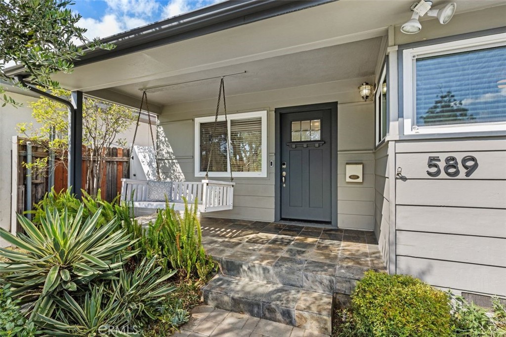 589 Buena Loma Street