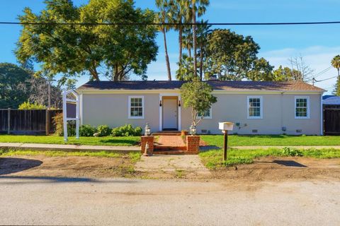 2055 Oakwood Drive East Palo Alto CA 94303