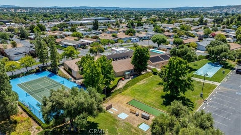 Tiny photo for 2 Dove Court, Paso Robles, CA 93446 (MLS # NS26136029)