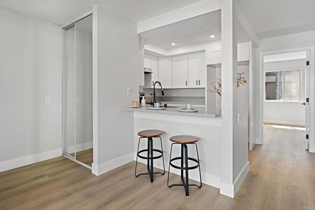 147 W Glaucus Street D