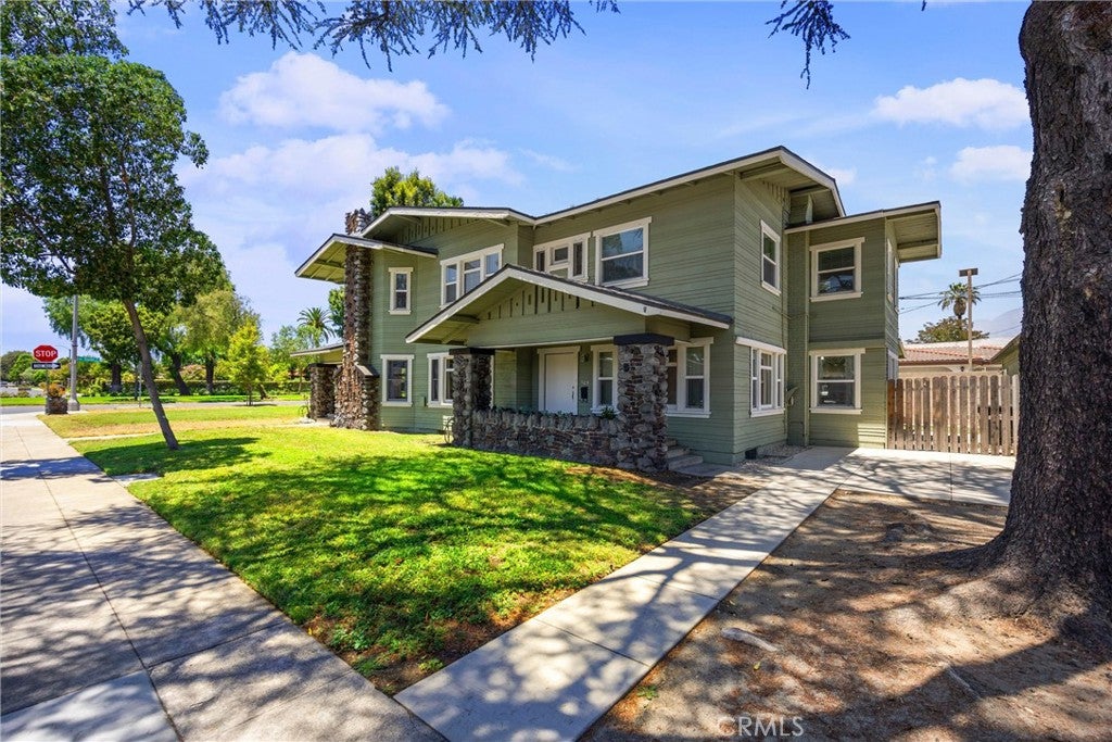 836 N Euclid Avenue