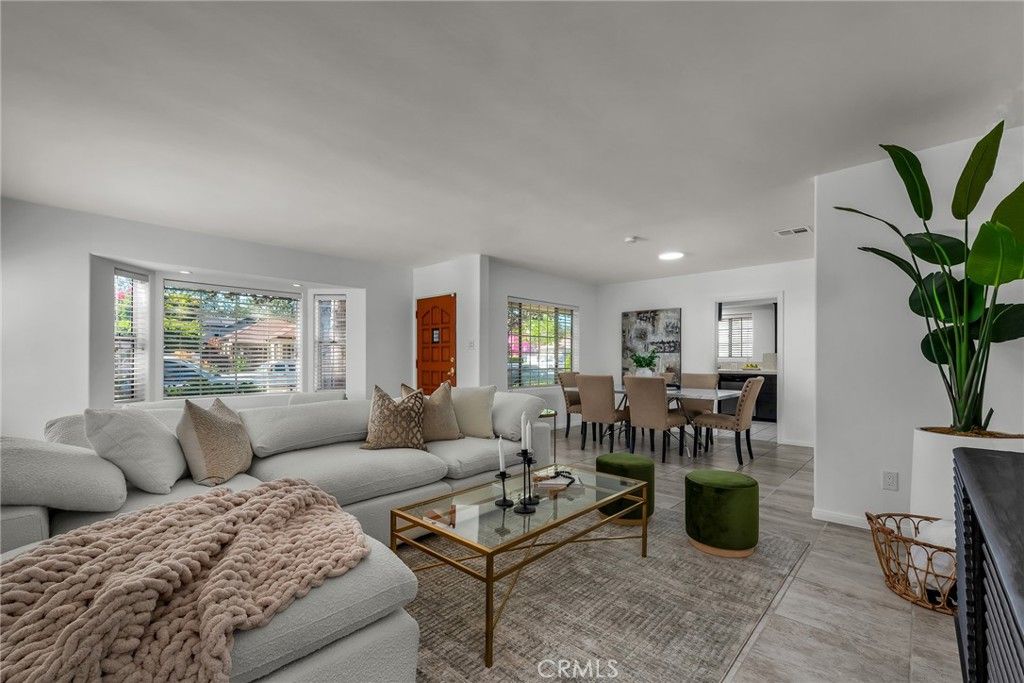 Photo of 11014 Barman Ave, Culver City, CA 90230 (MLS # SR26027828)