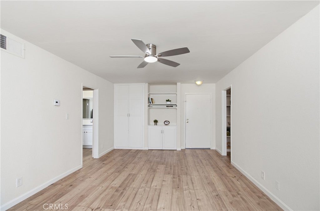 2386 E Del Mar Boulevard 111