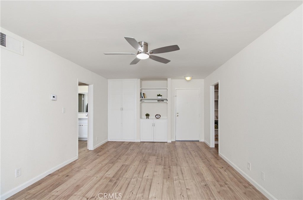 2386 E Del Mar Boulevard 111