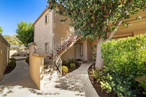 Photo of 23807 Del Monte Drive #124, Valencia, CA 91355 (MLS # DW25245622) Photo of 23807 Del Monte Drive #124, Valencia, CA 91355 (MLS # DW25245622)