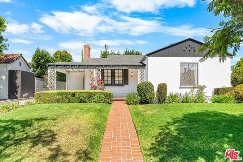 Photo of 1185 Hauser Boulevard, Los Angeles, CA 90019 (MLS # 26858621)
