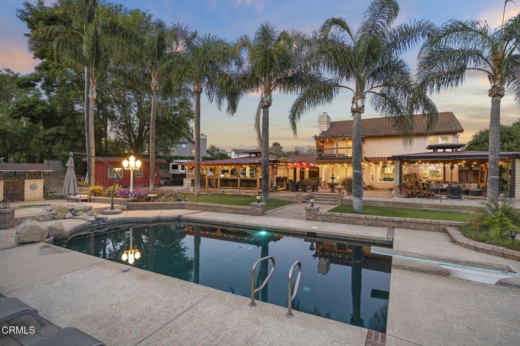 2061 Via Montecito