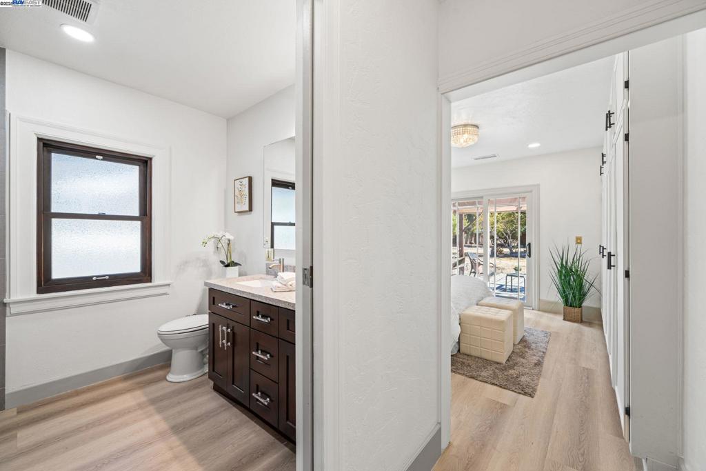 MISSION VALLEY - Residential