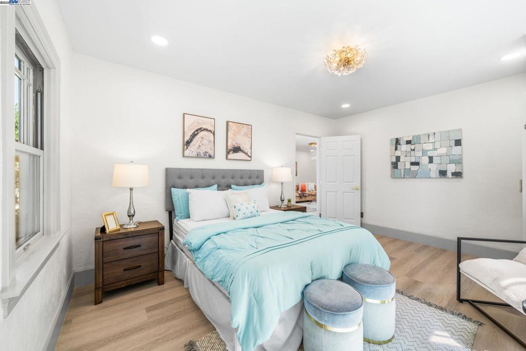 MISSION VALLEY - Residential