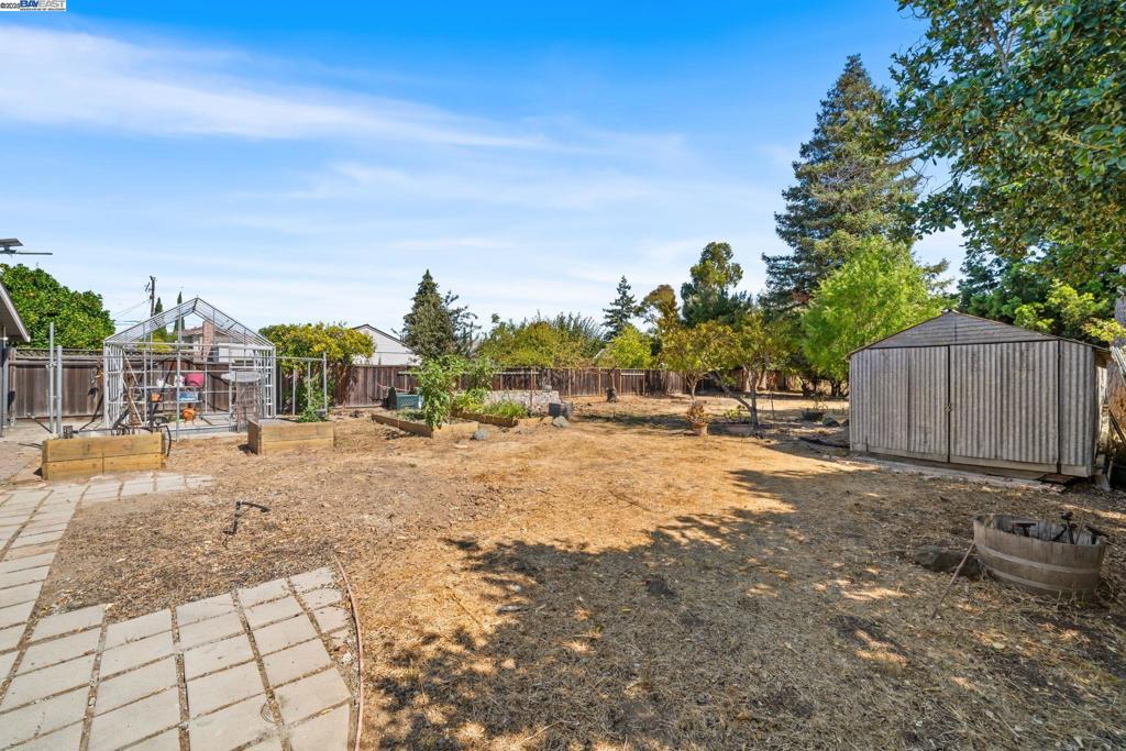 MISSION VALLEY - Residential
