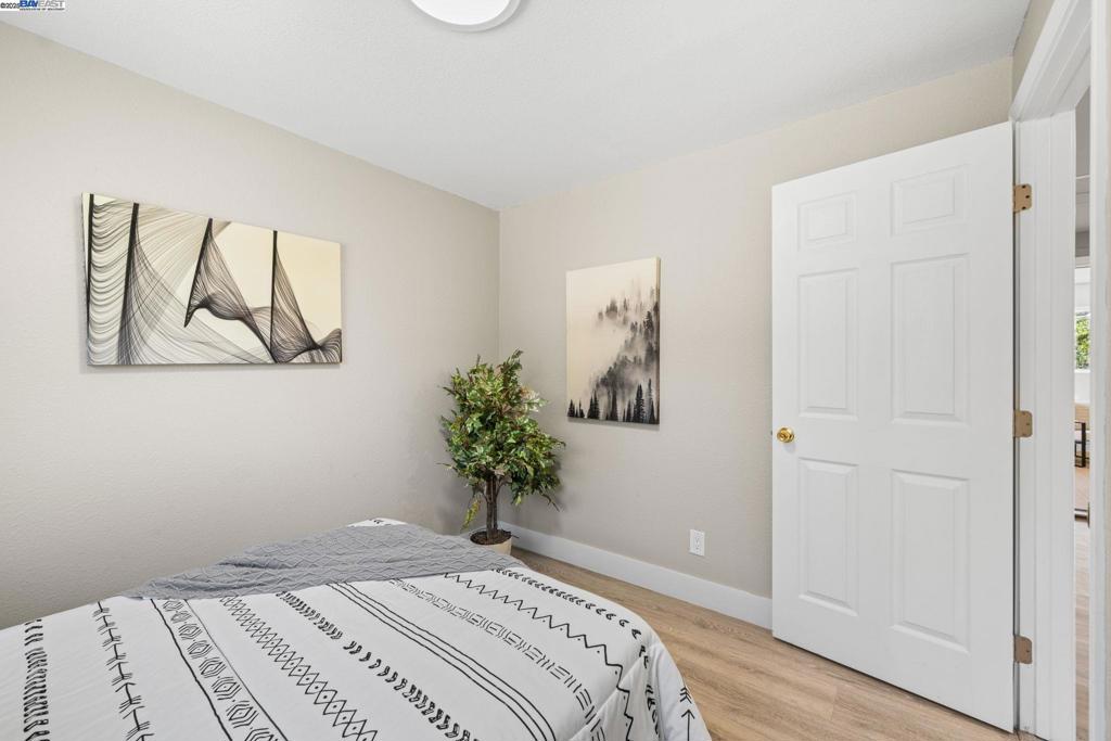MISSION VALLEY - Residential