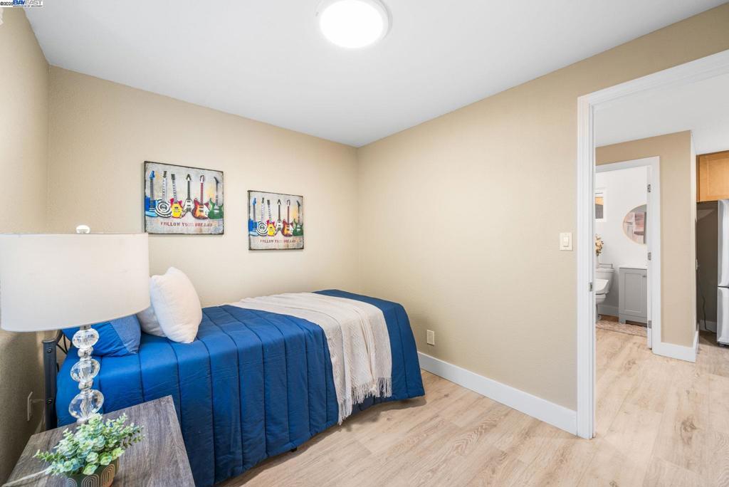 MISSION VALLEY - Residential