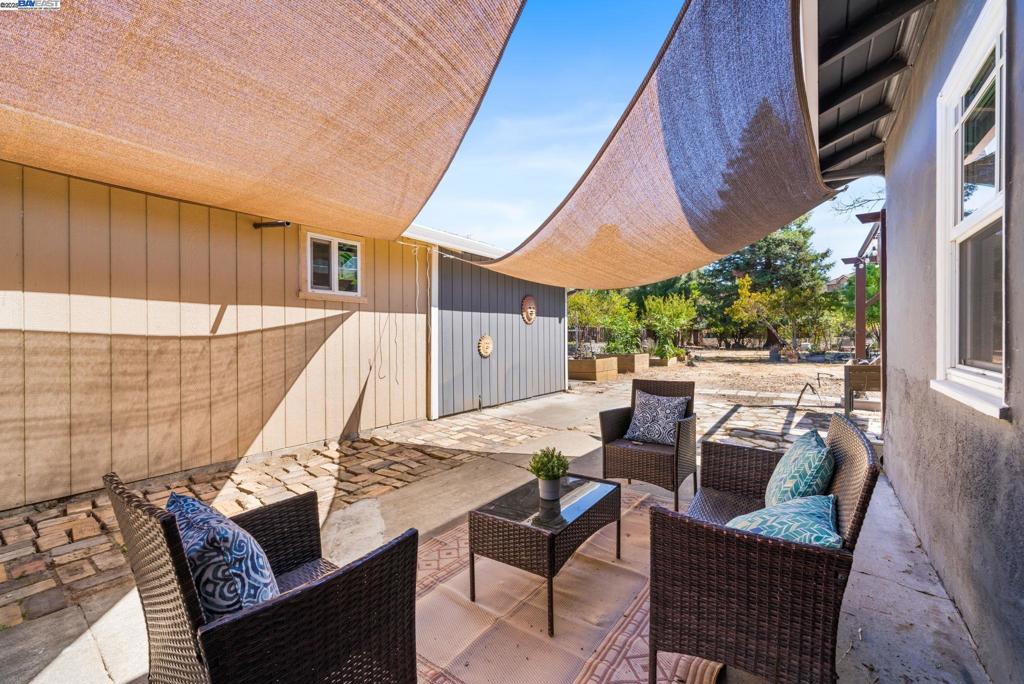 MISSION VALLEY - Residential
