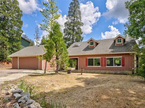 Photo of 60036 Cascadel Dr S Dr, North Fork, CA 93643 (MLS # FR26093426)