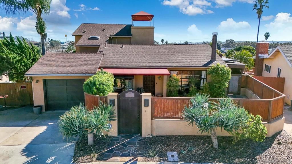 Photo of 1427 Galveston St St, San Diego, CA 92110 (MLS # 260005016SD)