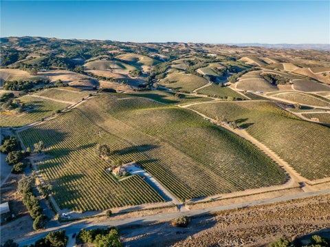 Tiny photo for 3130 Oakdale Rd. RD, Paso Robles, CA 93446 (MLS # SC26202968)