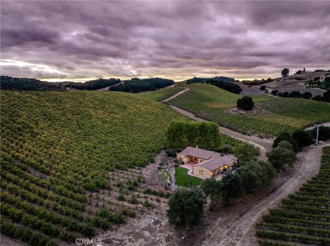 Tiny photo for 3130 Oakdale Rd. RD, Paso Robles, CA 93446 (MLS # SC26202968)