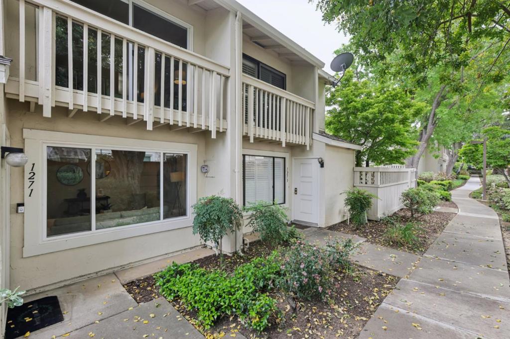 1271 Crescent Terrace