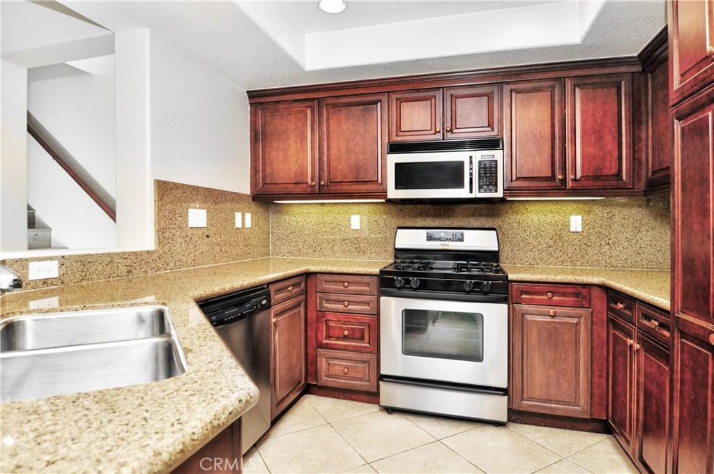 Casalon (CASA) - Residential Lease