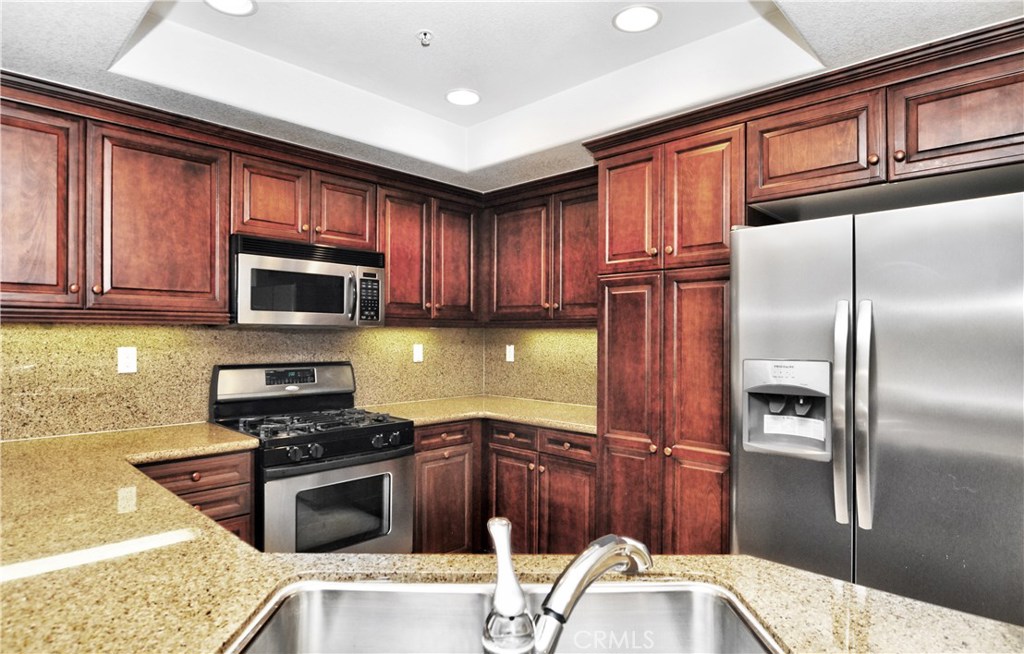 Casalon (CASA) - Residential Lease