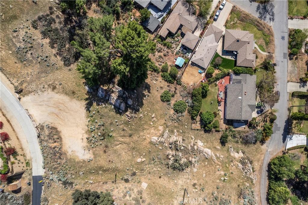 2935 Galaxie Heights Road