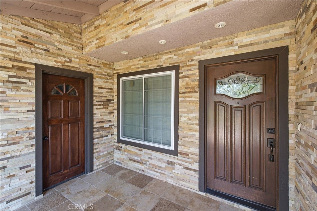 18326 San Gabriel