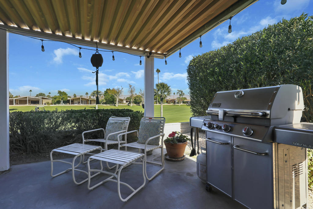 Suncrest Country Clb - Manufactured In Park