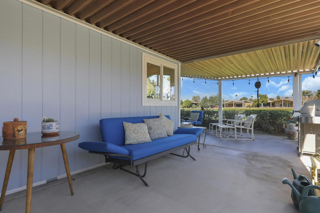 Suncrest Country Clb - Manufactured In Park