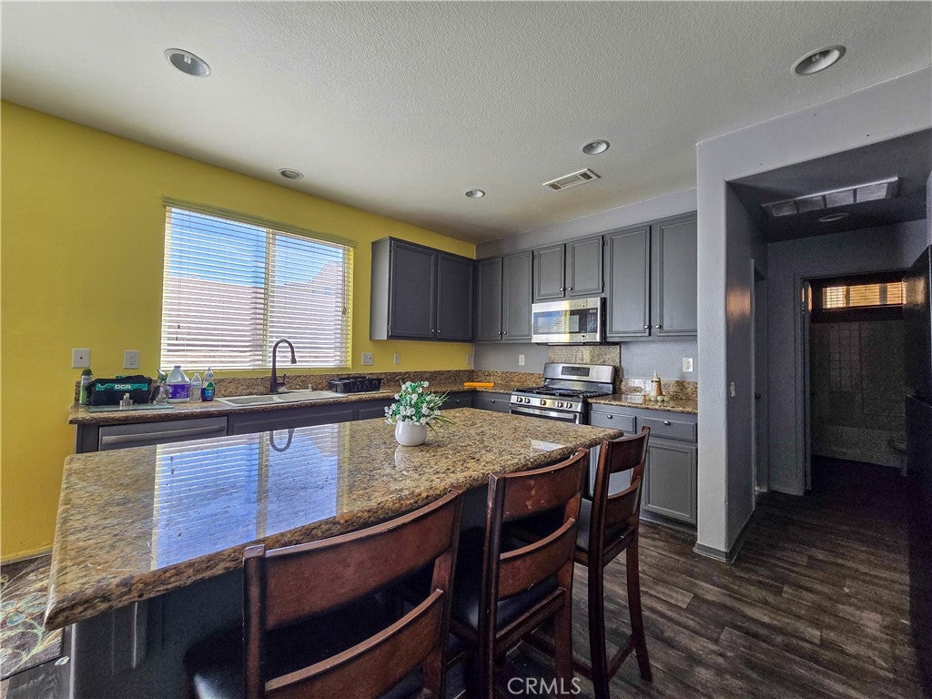15587 Ripple Ridge