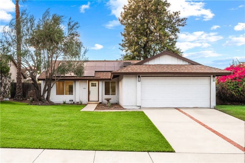 Photo of 1266 W Lorraine PL, Rialto, CA 92376 (MLS # CV26175974)