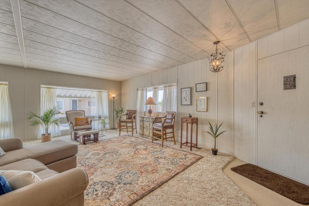 55 San Juan Grade Road 11