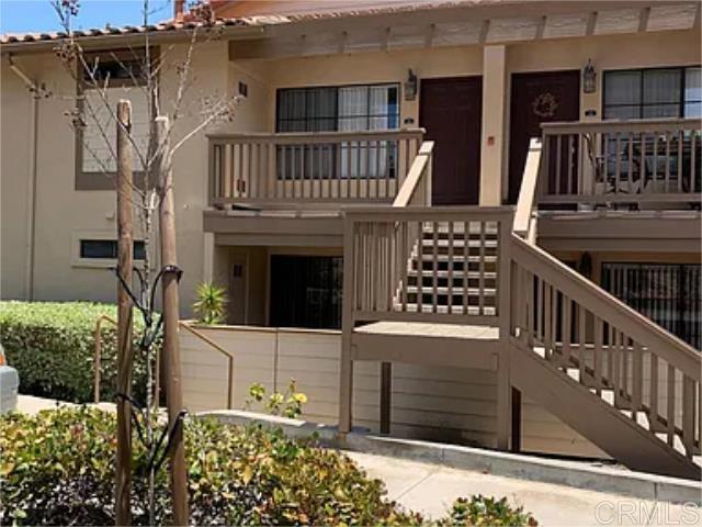 Beautiful quiet upstairs unit in centrally located Carmel Valley. Lots of natural light and windows, with large closets. Appliances include stainless steel fridge, microwave, gas oven/stovetop, dishwasher and in-unit laundry. Kitchen and bathrooms have beautiful granite counter-tops. Covered carport with storage and 1 parking space Close to pool, spa, gym and tennis courts on site. Elementary, middle, and high schools are conveniently located nearby.