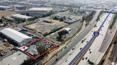 Photo of 1744 S Willow Avenue, Rialto, CA 92376 (MLS # IV26150150)