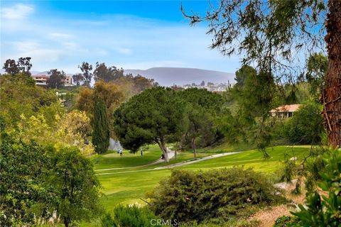 27751 Via Alberti Mission Viejo CA 92692