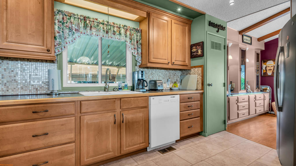 Not Applicable-1 - Manufactured In Park