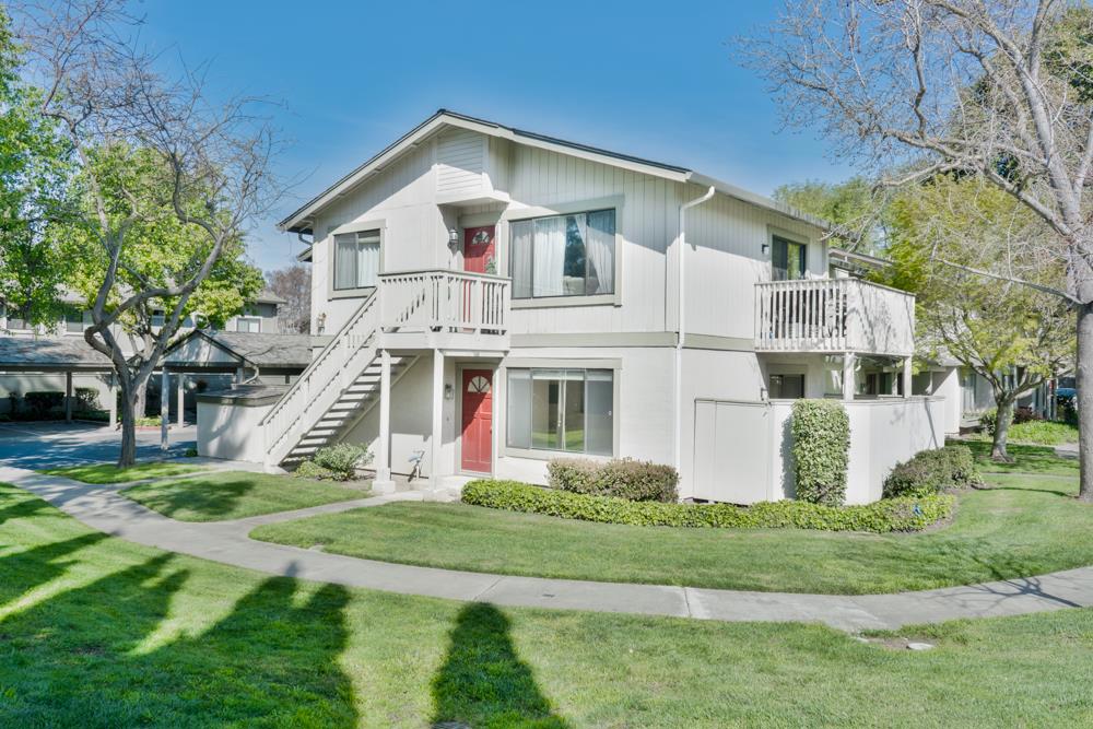 4974 Flat Rock Circle