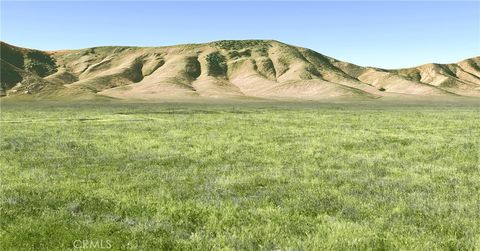 Tiny photo for 11859 Crest Park Trail, Santa Margarita, CA 93453 (MLS # PI24081126)