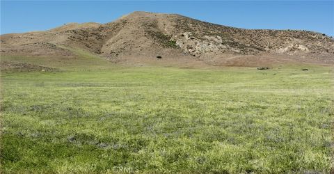 Tiny photo for 11859 Crest Park Trail, Santa Margarita, CA 93453 (MLS # PI24081126)