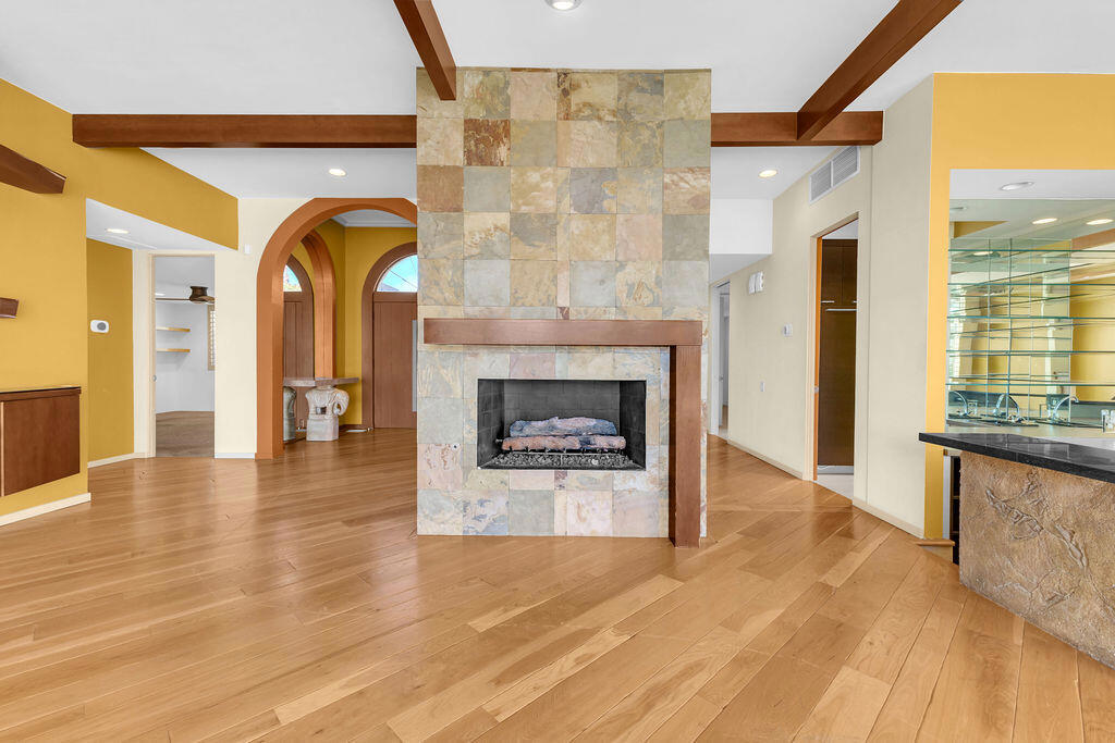 Tamarisk C.C. - Residential