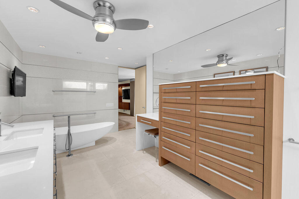 Tamarisk C.C. - Residential