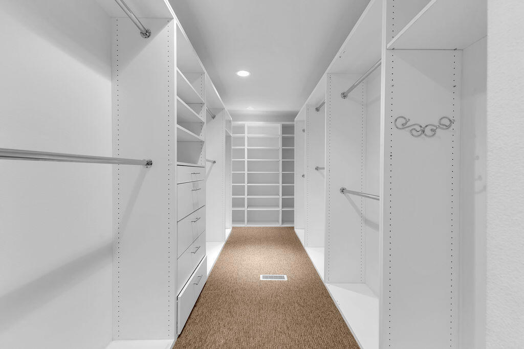 Tamarisk C.C. - Residential