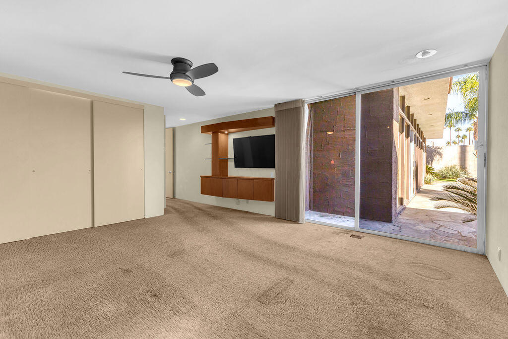 Tamarisk C.C. - Residential