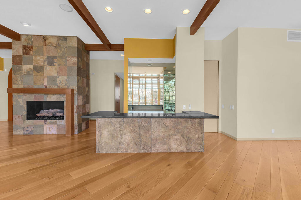 Tamarisk C.C. - Residential