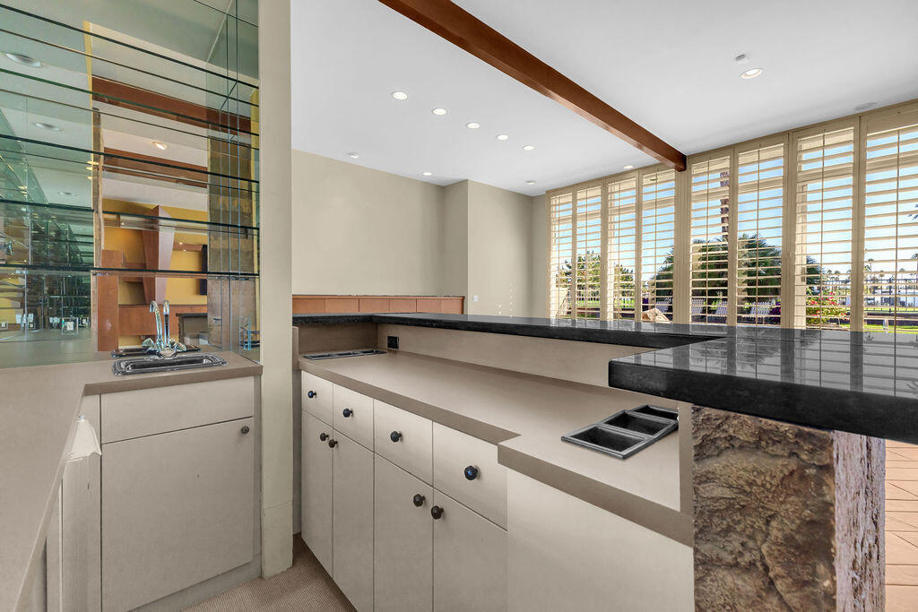 Tamarisk C.C. - Residential